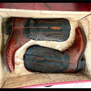 Lucchese authentic western boots 6.5